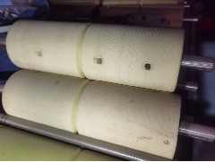 Characteristics of rubber-coated rollers for conveying