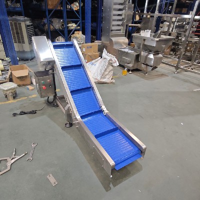 单弯成品输送机